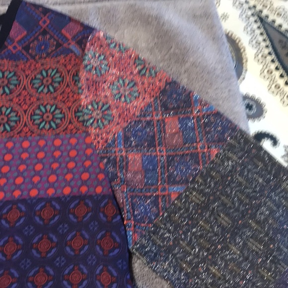 Desigual woman’s long sleeve shirt. Size X-Small. - Picture 7 of 9